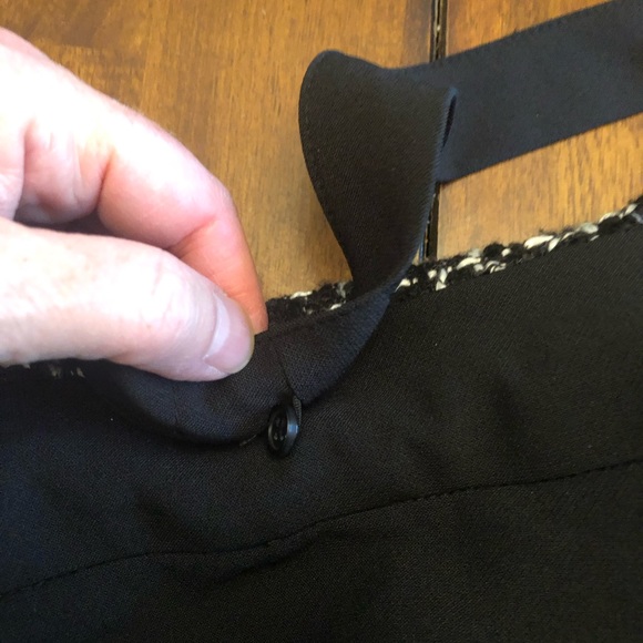 Tweed Boucle Jacket - Picture 14 of 16